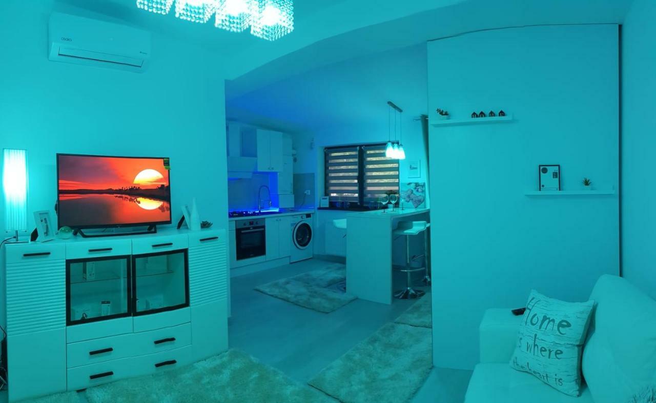 Smart Home Lux ヤシ エクステリア 写真