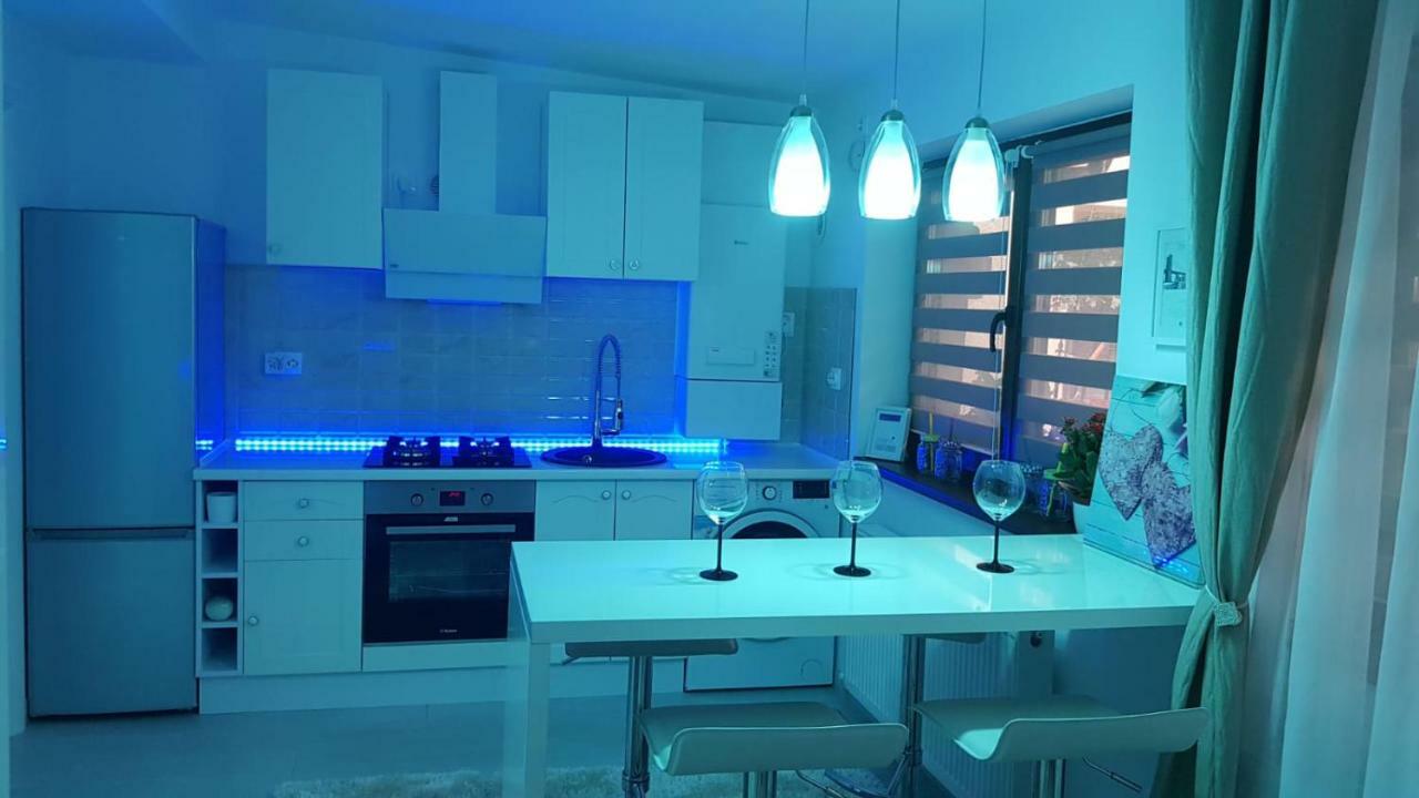 Smart Home Lux ヤシ エクステリア 写真