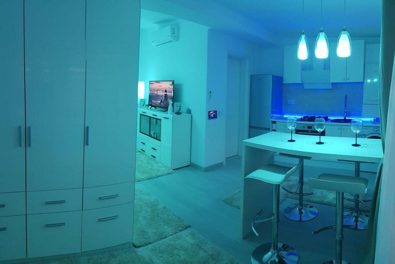 Smart Home Lux ヤシ エクステリア 写真