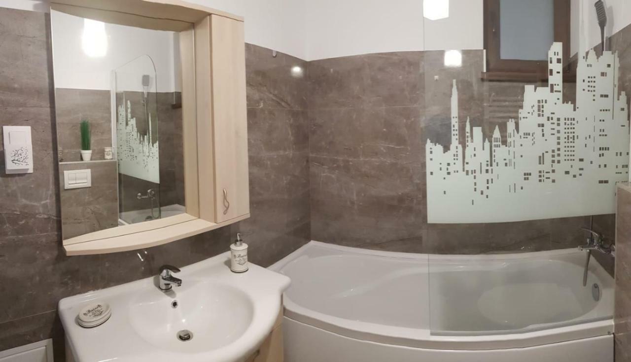 Smart Home Lux ヤシ エクステリア 写真